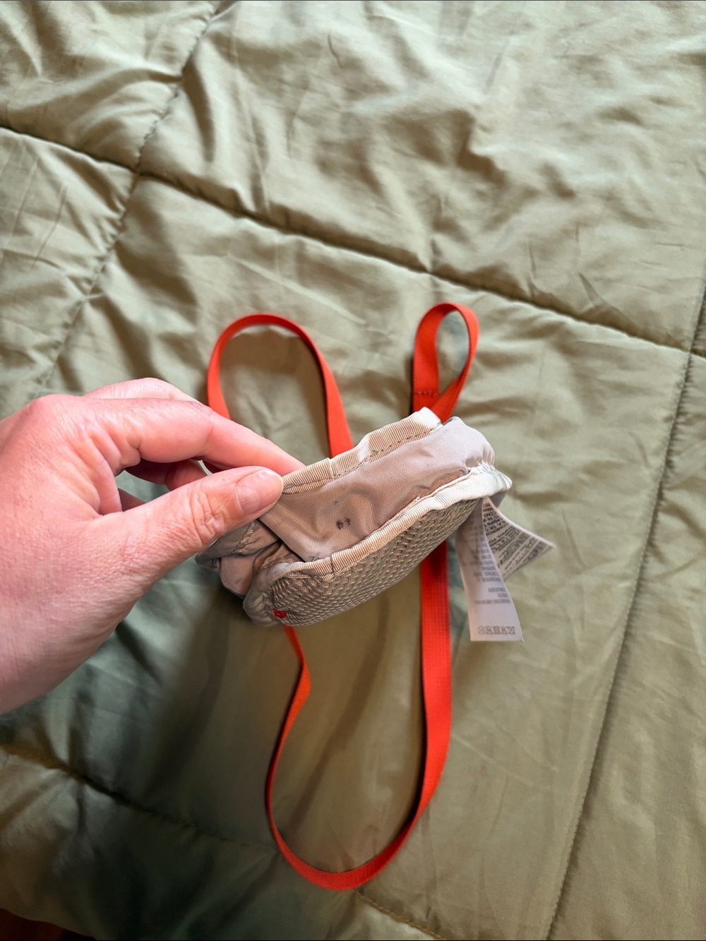 Fjällräven Kånken Mini Crossbody Pouch in Orange - Picture 5 of 6